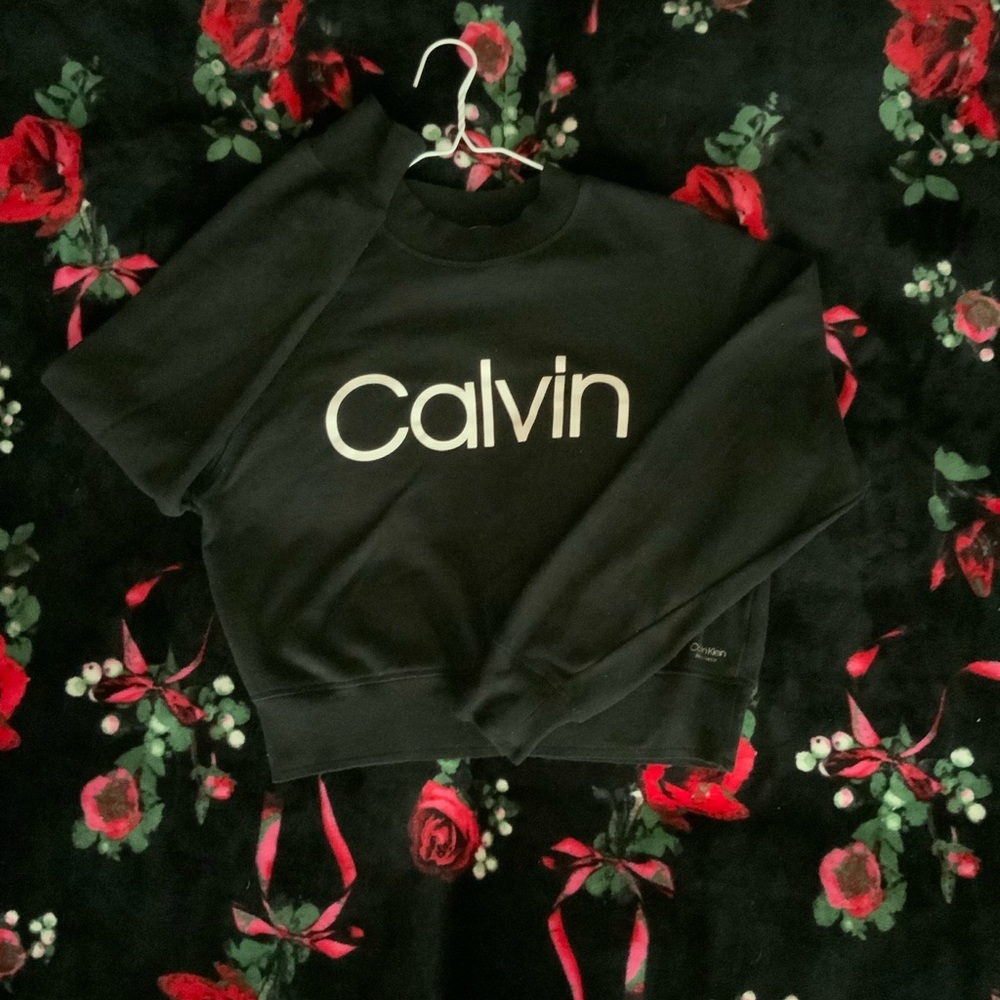 CALVIN KLEIN CROPPED CREWNECK-BLACK